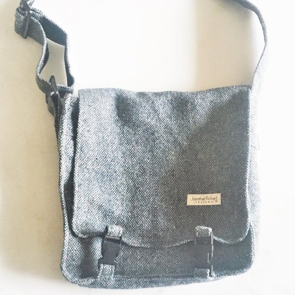 New! Jonathan Richard Ireland neutral grey & black tweed messenger bag - Picture 2 of 13
